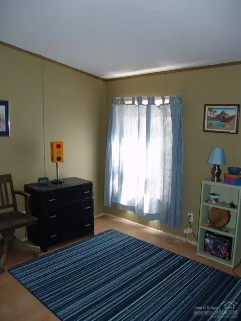 52460 Westley Loop, La Pine, OR 97739 photo 13
