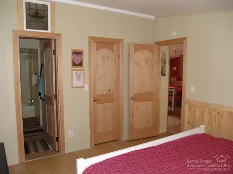 52460 Westley Loop, La Pine, OR 97739 photo 16