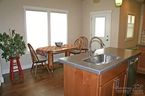 61049 SE Ruby Peak Ln, Bend, OR 97702 photo 11