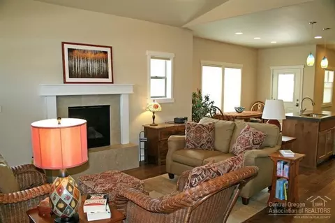 61049 SE Ruby Peak Ln, Bend, OR 97702 photo 4