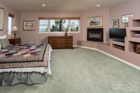 1027 NW Stonepine Dr, Bend, OR 97703 photo 15