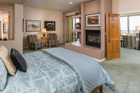 1027 NW Stonepine Dr, Bend, OR 97703 photo 13