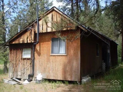 68707 Middle Fork Ln, Bates, OR 97817 photo 9