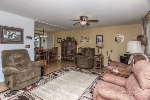 52909 Timber Lane Loop, La Pine, OR 97739 photo 3