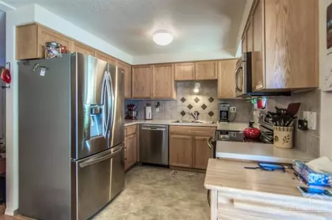 52909 Timber Lane Loop, La Pine, OR 97739 photo 5