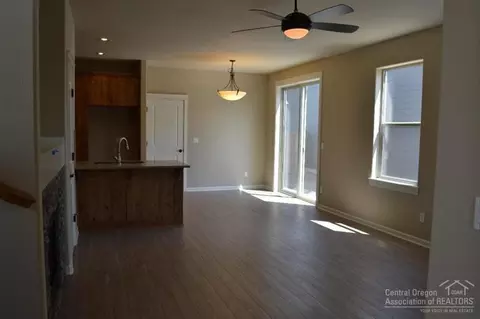 20941 Sotra Loop, Bend, OR 97702 photo 5