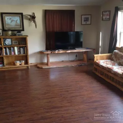15700 6th St, La Pine, OR 97739 photo 9