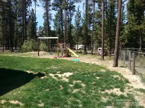 15700 6th St, La Pine, OR 97739 photo 5