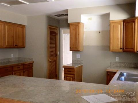 52575 Ammon Rd, La Pine, OR 97739 photo 10
