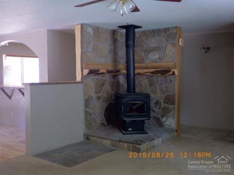 52575 Ammon Rd, La Pine, OR 97739 photo 4