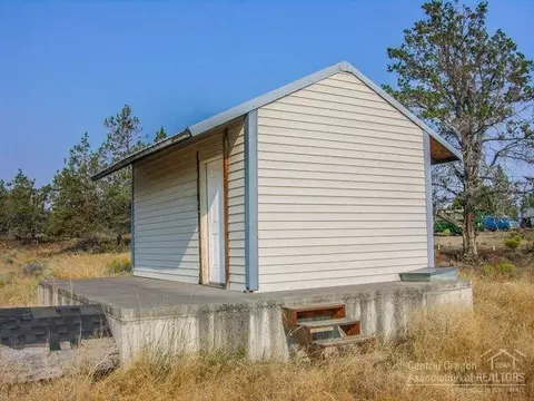 22123 Nelson Rd, Bend, OR 97701 photo 7