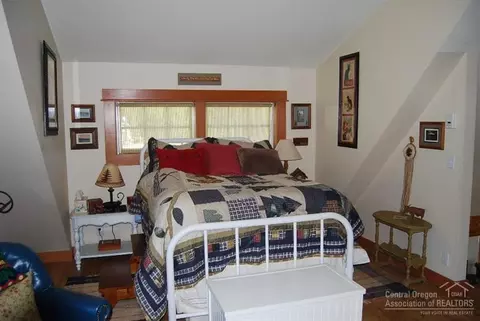 16299 Bear Ln, Bend, OR 97707 photo 19