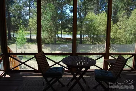 16299 Bear Ln, Bend, OR 97707 photo 11