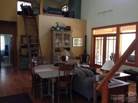 16299 Bear Ln, Bend, OR 97707 photo 6