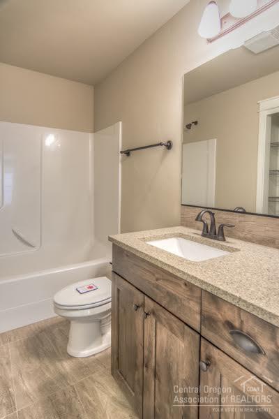 60342 SE Hedgewood Ln, Bend, OR 97702 photo 14