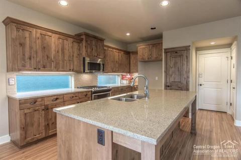 60342 SE Hedgewood Ln, Bend, OR 97702 photo 7