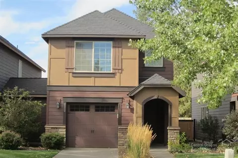 20260 Ellie, Bend, OR 97701 photo 3