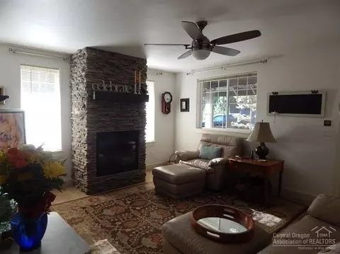 51914 Fordham Dr, La Pine, OR 97739 photo 8