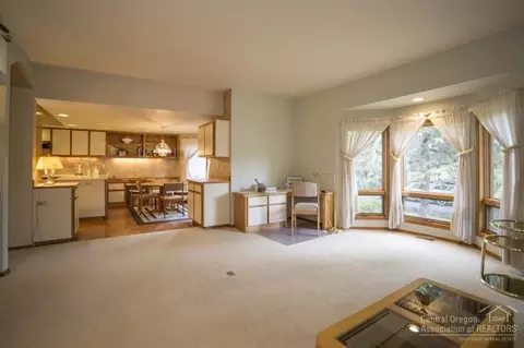 20451 Timberline, Bend, OR 97702 photo 6