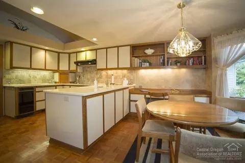 20451 Timberline, Bend, OR 97702 photo 10