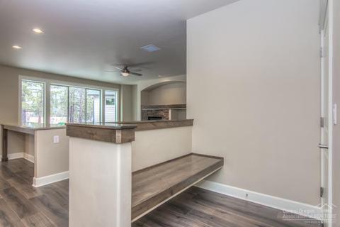 60374 SE Hedgewood Ln, Bend, OR 97702 photo 12
