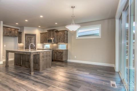 60374 SE Hedgewood Ln, Bend, OR 97702 photo 7