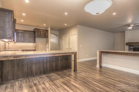 63159 NE Dakota Dr, Bend, OR 97701 photo 7