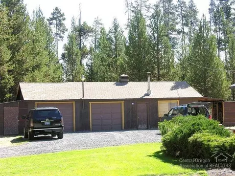 15975 6th St, La Pine, OR 97739 photo 2