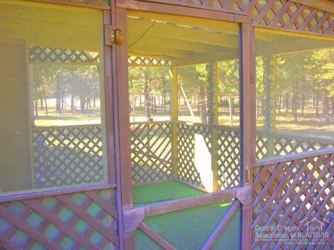 15975 6th St, La Pine, OR 97739 photo 19