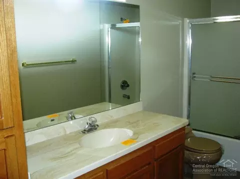 59837 Calgary Loop, Bend, OR 97702 photo 18
