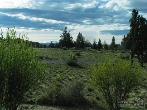 59837 Calgary Loop, Bend, OR 97702 photo 20
