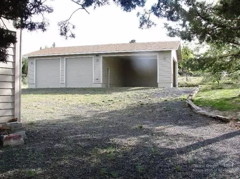 59837 Calgary Loop, Bend, OR 97702 photo 8