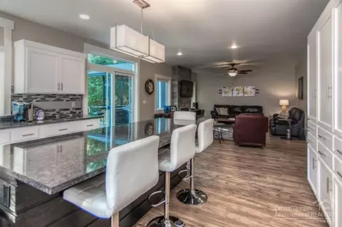 20003 Cliffrose Dr, Bend, OR 97702 photo 11