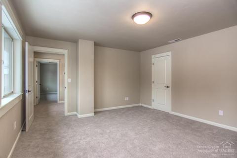 63155 NE Dakota Dr, Bend, OR 97701 photo 18