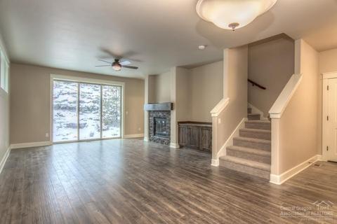 63155 NE Dakota Dr, Bend, OR 97701 photo 5