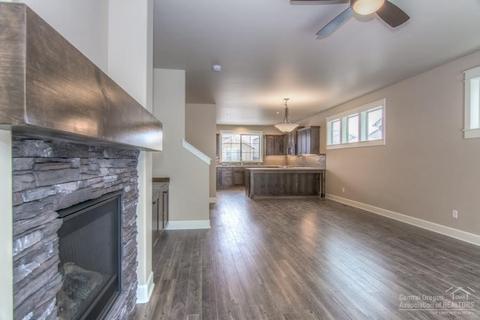 63155 NE Dakota Dr, Bend, OR 97701 photo 7