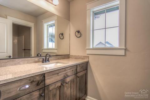63155 NE Dakota Dr, Bend, OR 97701 photo 20