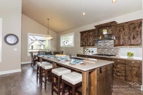 60388 SE Hedgewood Ln, Bend, OR 97702 photo 7