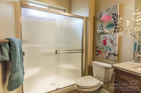 60388 SE Hedgewood Ln, Bend, OR 97702 photo 12