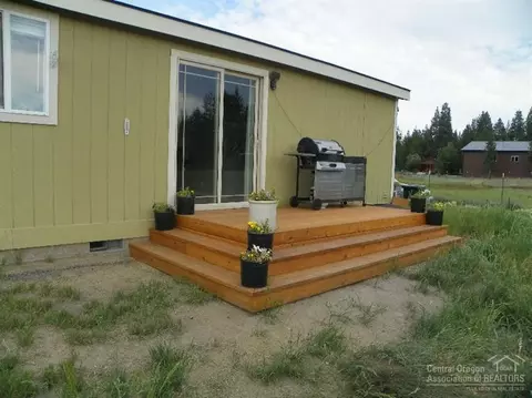 10405 Gallop Ct, La Pine, OR 97739 photo 3