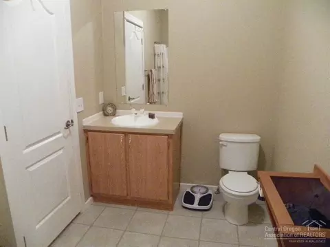 10405 Gallop Ct, La Pine, OR 97739 photo 10