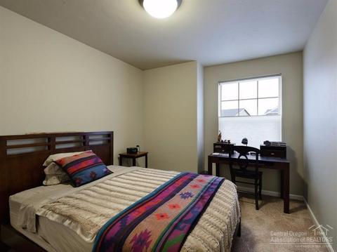 20701 Comet Ct, Bend, OR 97701 photo 11