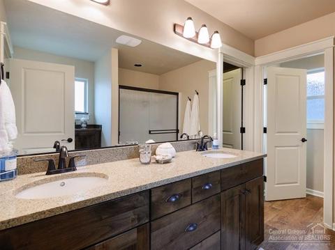 20701 Comet Ct, Bend, OR 97701 photo 10