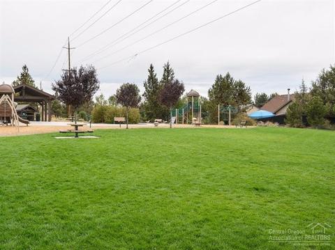 20701 Comet Ct, Bend, OR 97701 photo 22