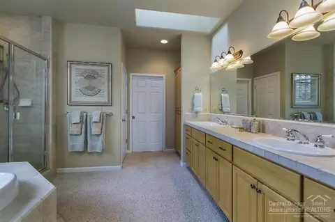 19591 Green Lakes Loop, Bend, OR 97702 photo 22