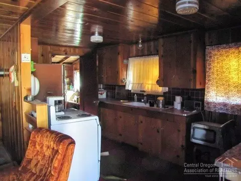 51376 Evans Way, La Pine, OR 97739 photo 10