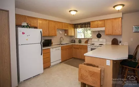 52816 Wayside Loop, La Pine, OR 97739 photo 6