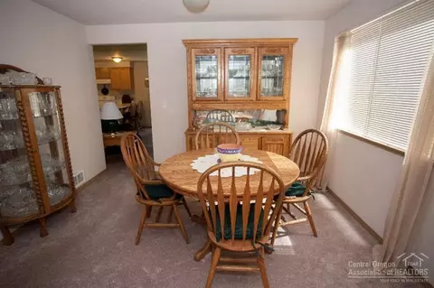 52816 Wayside Loop, La Pine, OR 97739 photo 4