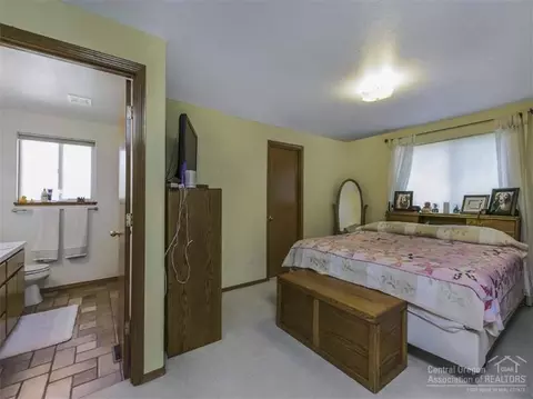 60930 Jennings Rd, Bend, OR 97702 photo 7