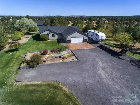 60930 Jennings Rd, Bend, OR 97702 photo 23
